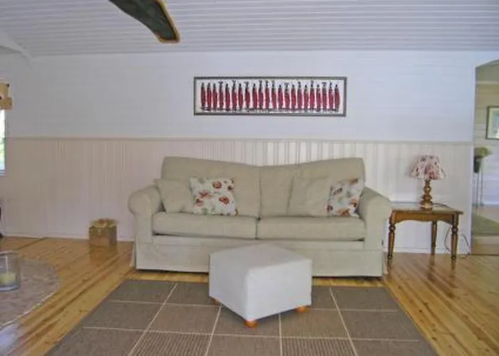 度假居 Pitkaelahti By Interhome